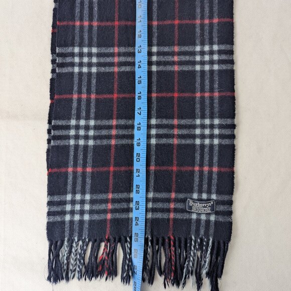 Burberry's Scarf Blue – Unisex Cashmere Check – Luxury Warm Winter Fashion - Picture 6 of 7